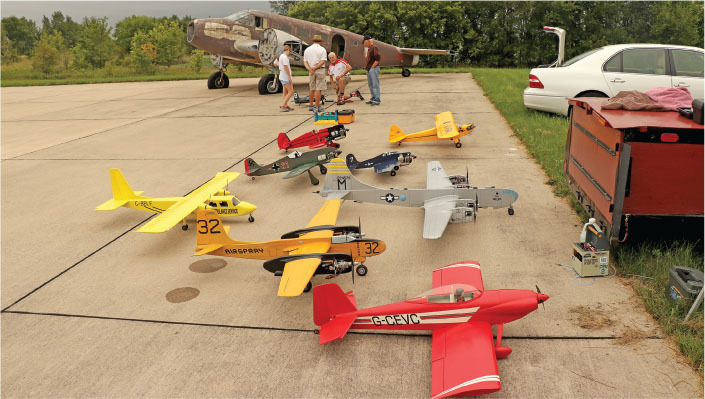 Aircraft are lined up at the Midwest Regional C/L Championships. 