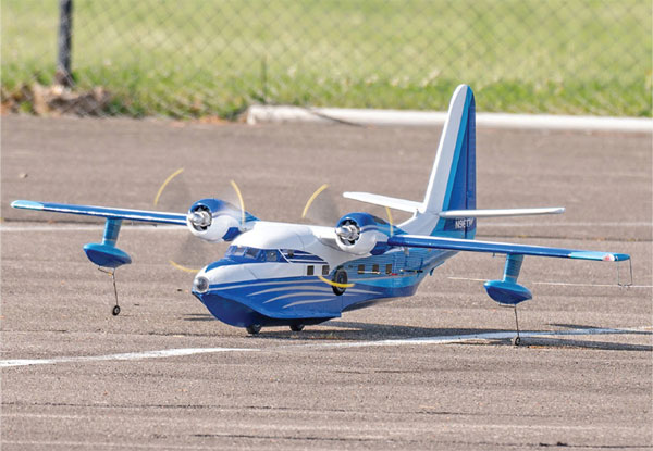 Grant Hiestand’s Grumman Albatross was flown in Fun Scale. It has wheels in the hull and wingtip floats. Photo by Carl Leaman.