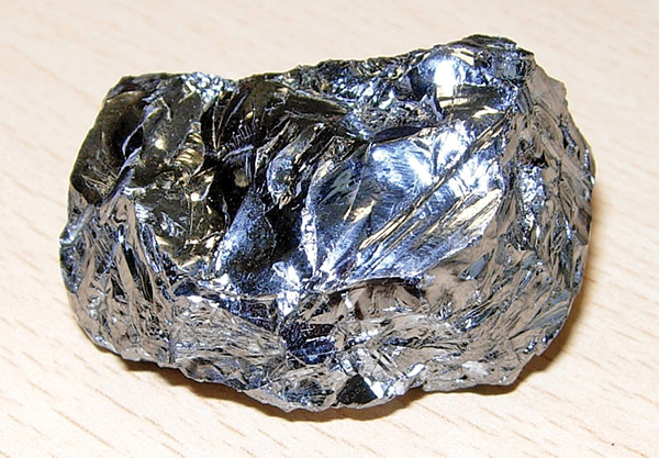 silicon is the most abundant element in the earths crust