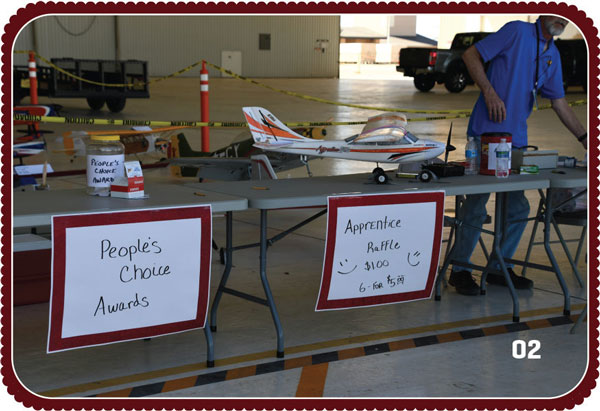 David Beach and Bill English staffed the tables for the People’s Choice Award and the raffle for the E-flite Apprentice. 